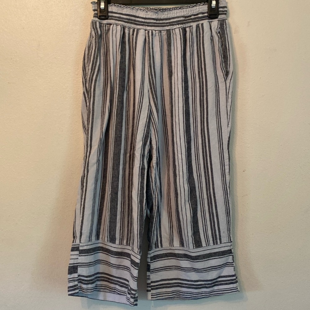 Land ‘n Sea capris